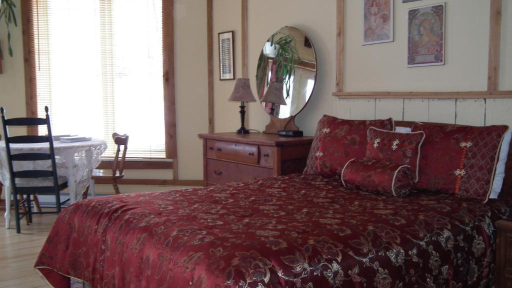 Auberge Restaurant La Mara Saint-Joseph-de-Ham-Sud Стая снимка